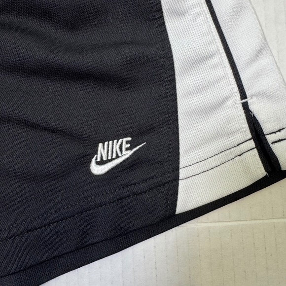 Sold - Picture 3 of 8